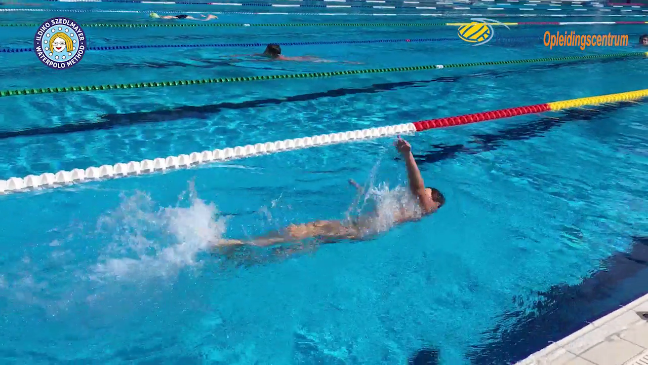Ildi - basis zwemmen waterpolo 05